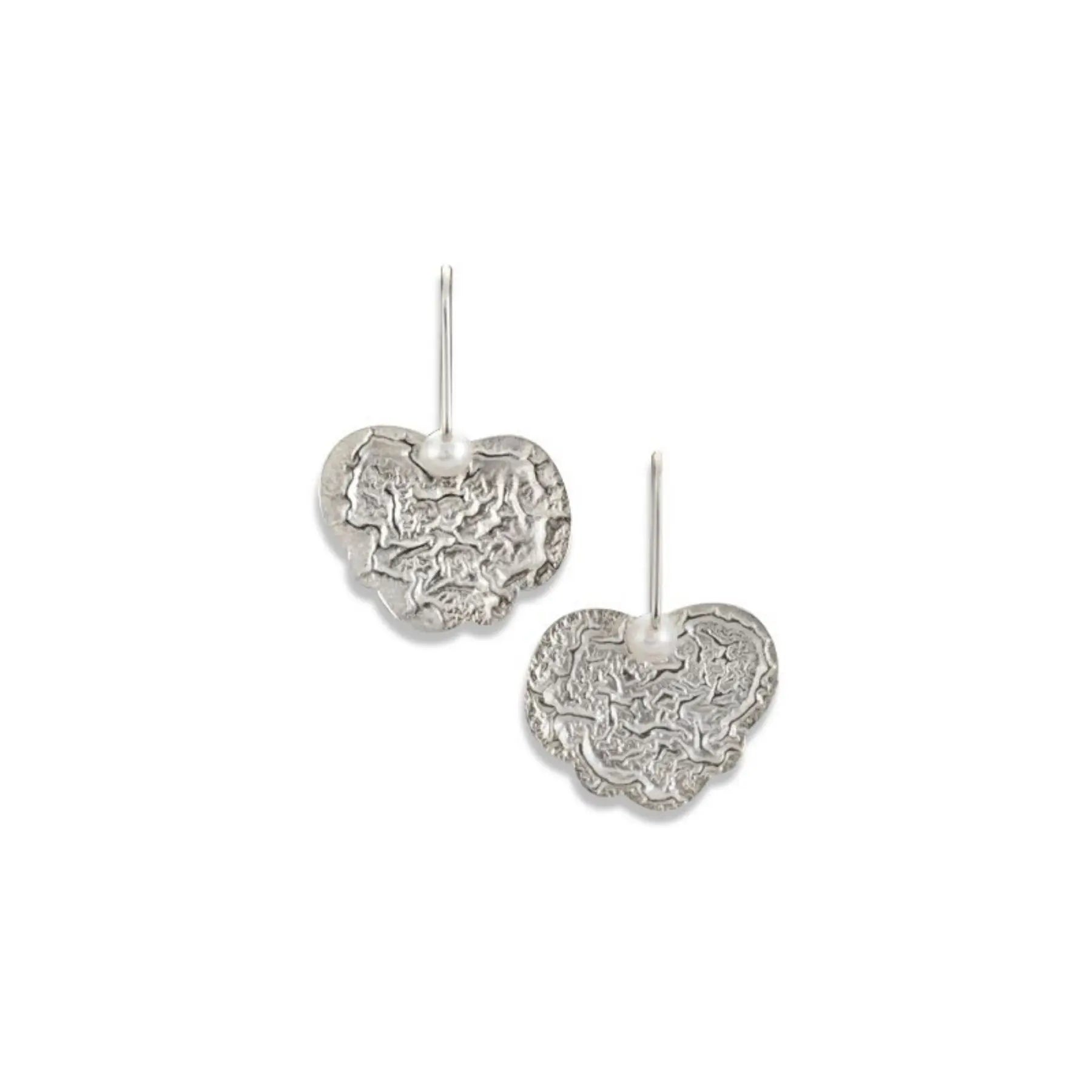 XS Crinkle Geranium Earrings Pearls