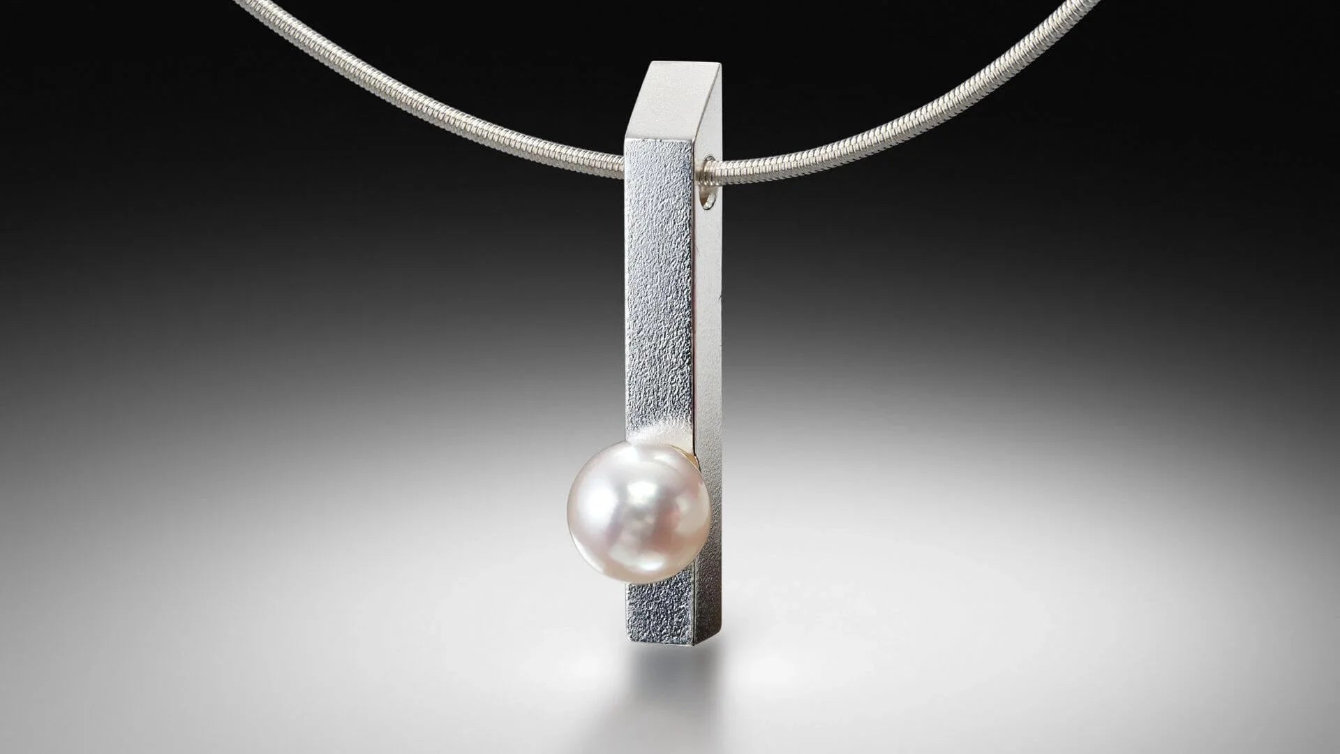 Simple & Elegant Pearls- Estelle Vernon Designs