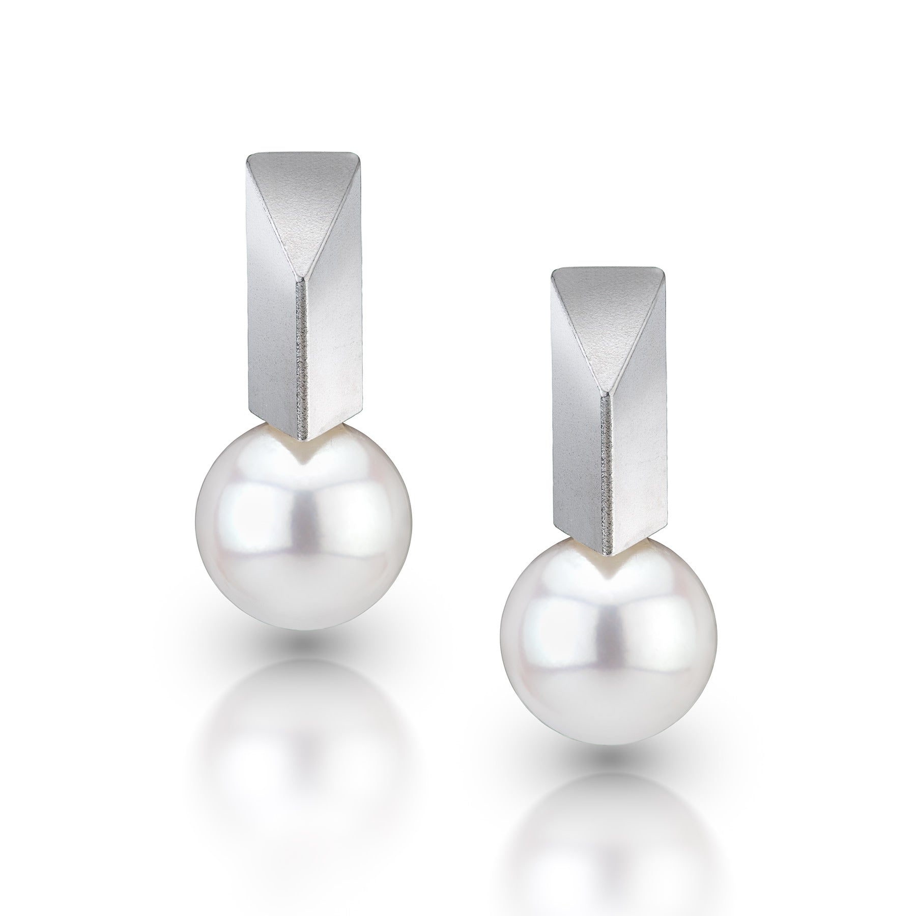 Short Triangular Pearl Bar Earrings