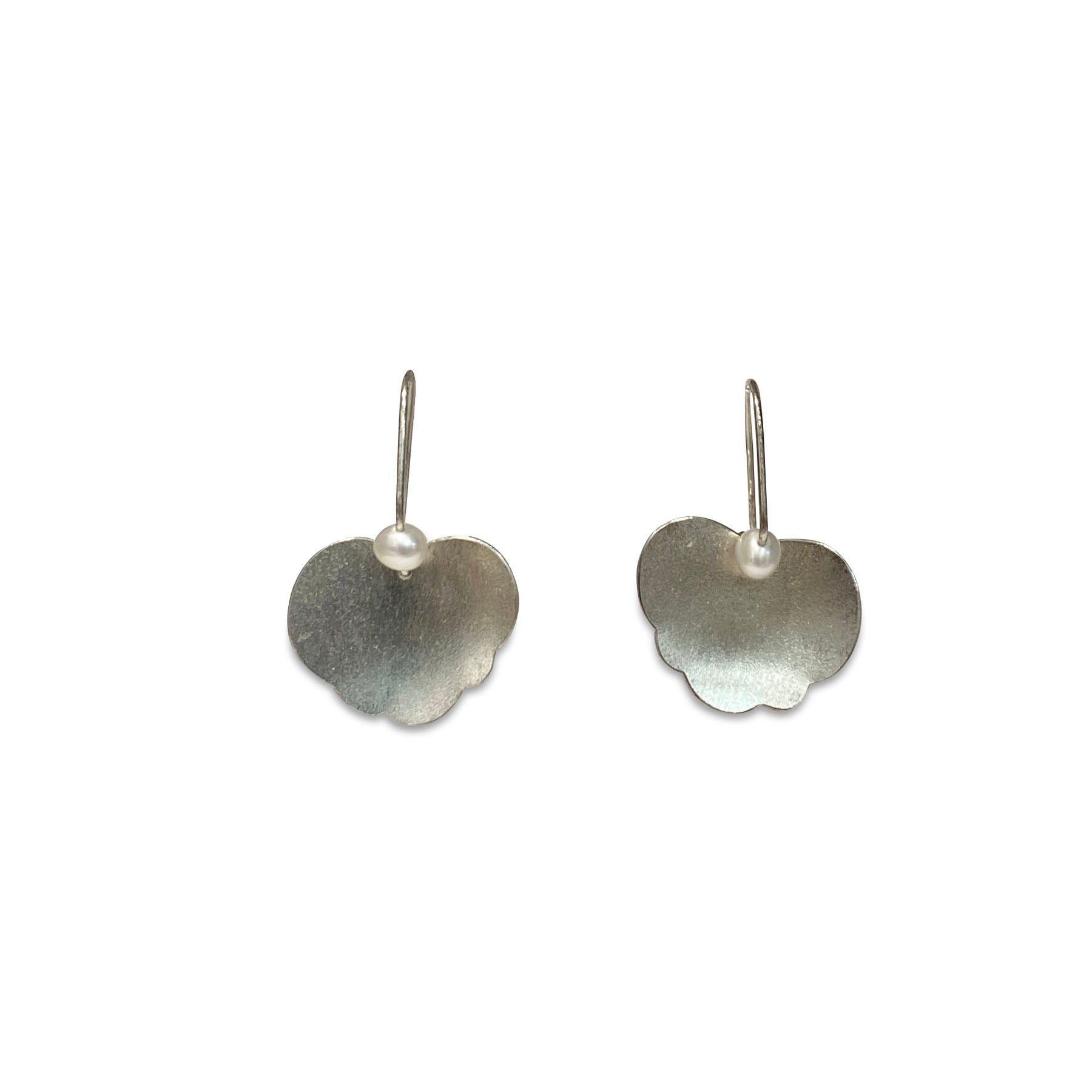 XS Crinkle Geranium Earrings Pearls